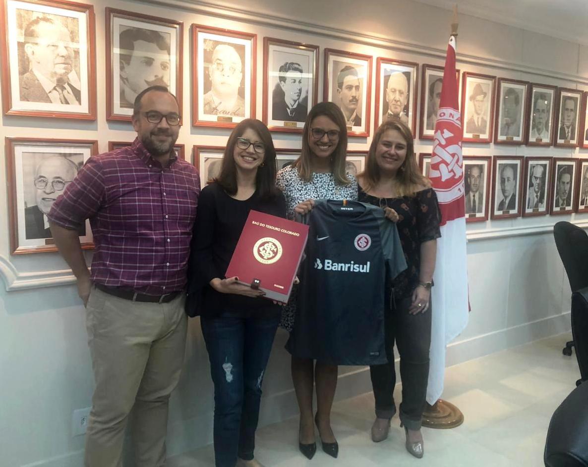 Campanha #HeForShe (#ElesPorElas): Internacional doa camiseta para ação deste sábado